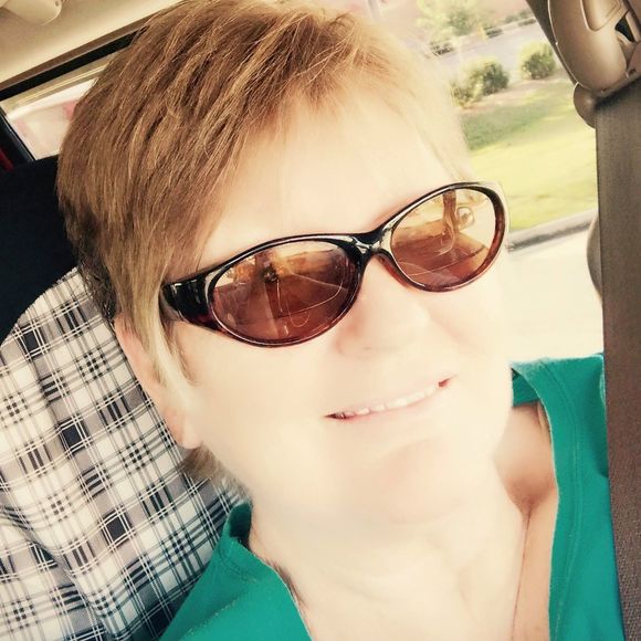 Meet your Posher, Carol b - Picture 1 of 1